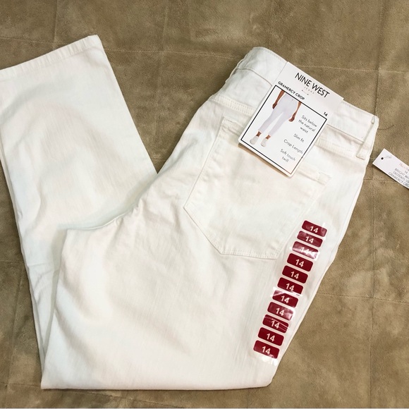 Nine West Gramercy Crop white jeans Sz 14 slim fit soft touch twill. - Picture 2 of 3